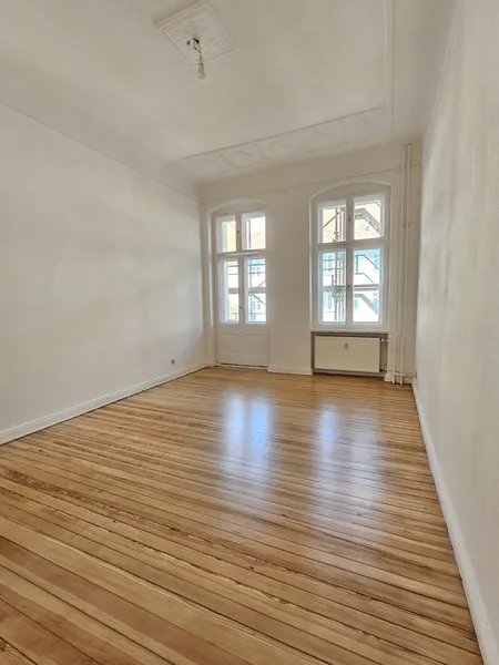 Hochwertig renovierte Altbauwohnung in Prenzlauer Berg — Frei ab 15.07.2026 — photo 1